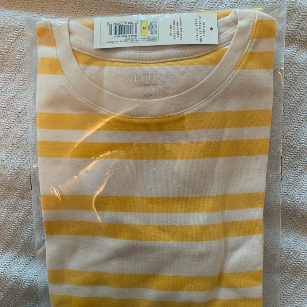 Long sleeve t shirt